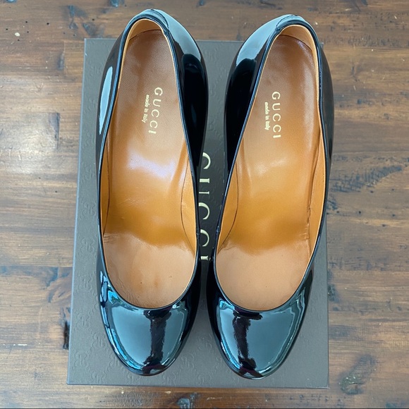 Gucci Betty Black Patent Leather Platform Heels - Picture 3 of 8